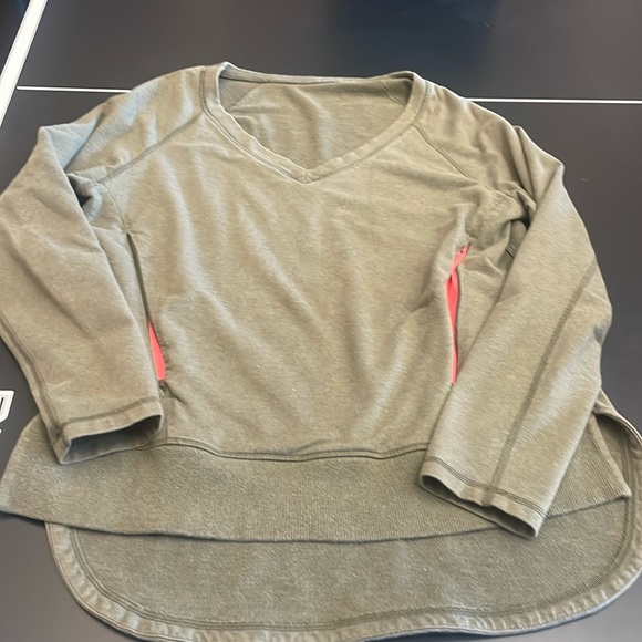 Lululemon pullover 6 - Picture 2 of 3